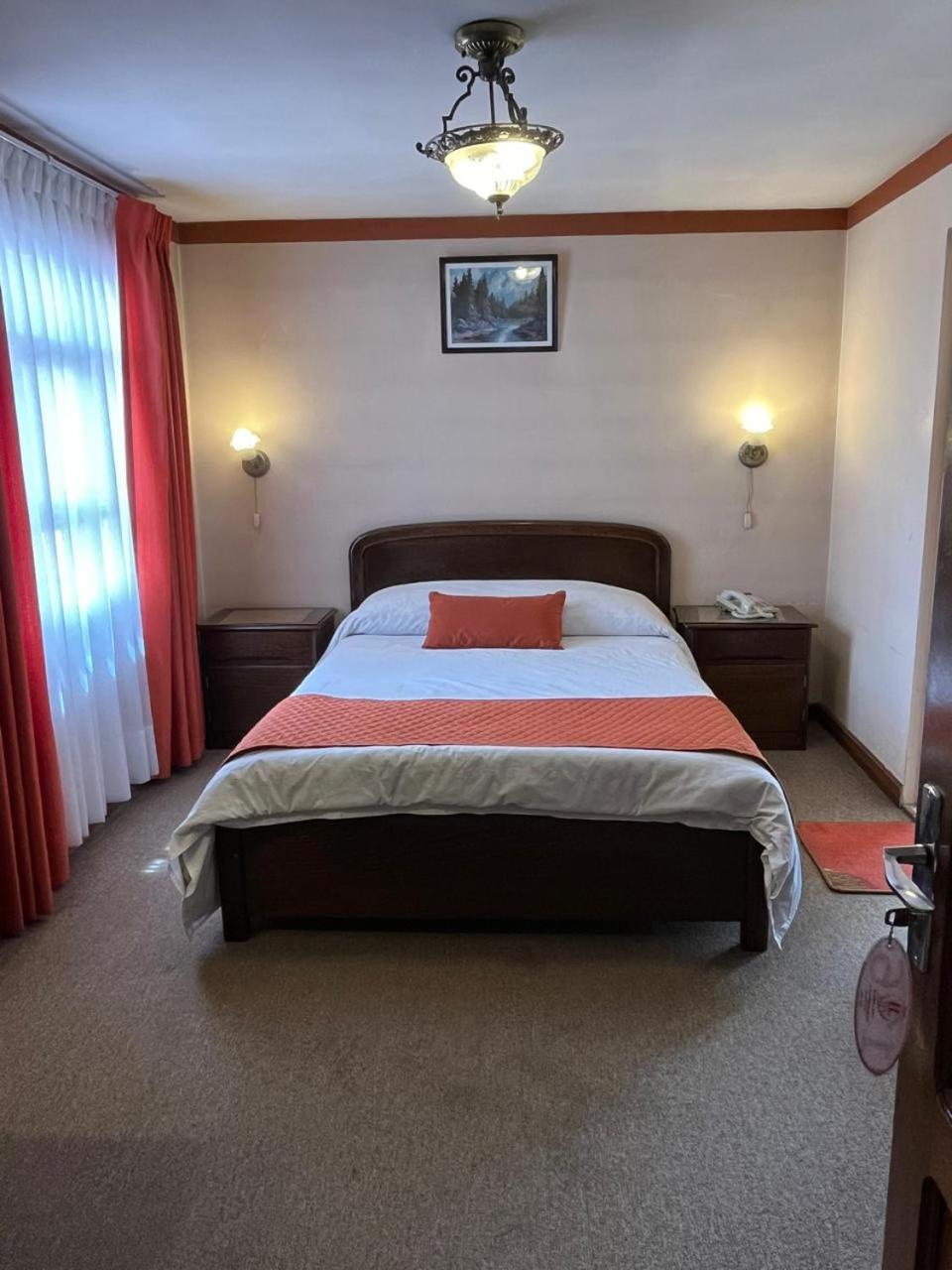 Hotel Gran Libertador Potosi Bagian luar foto