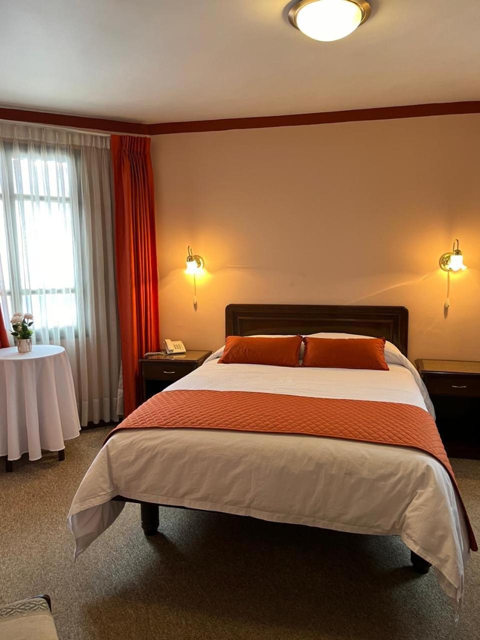 Hotel Gran Libertador Potosi Bagian luar foto